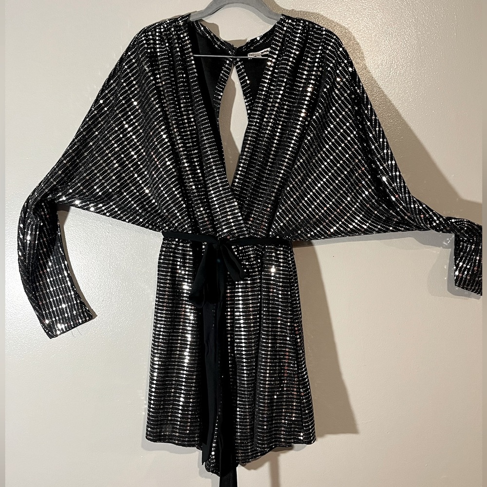 **PLUS SIZE** Black/Silver 3XL Romper